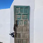 Chona Βίλα El Cuchillo